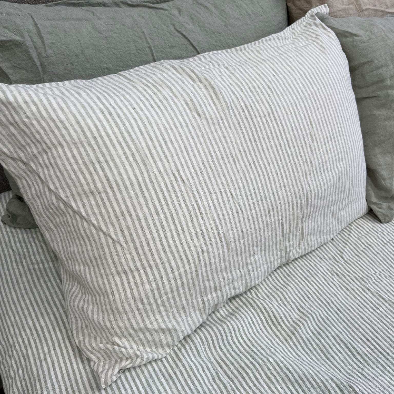 Linens Pillowcase (set 2) | Sage Stripe