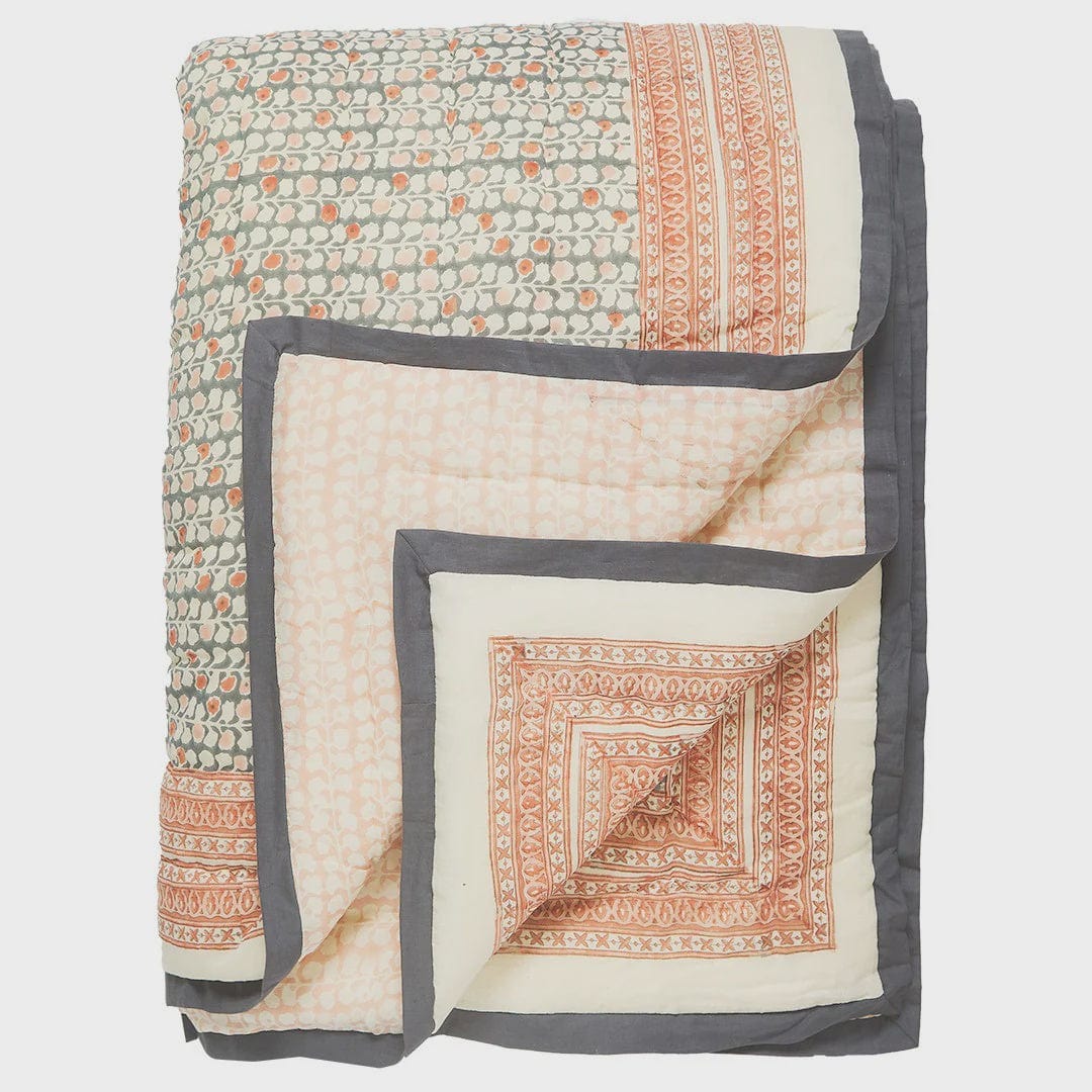 Canvas + Sasson Fontaine Quilt | Blossom