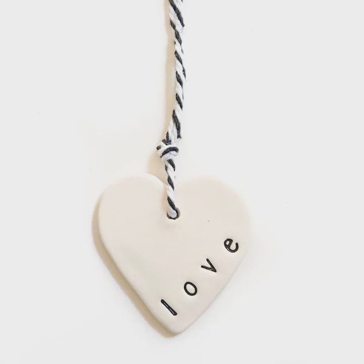 Caroline C Ceramic Gift Tag | Heart Love