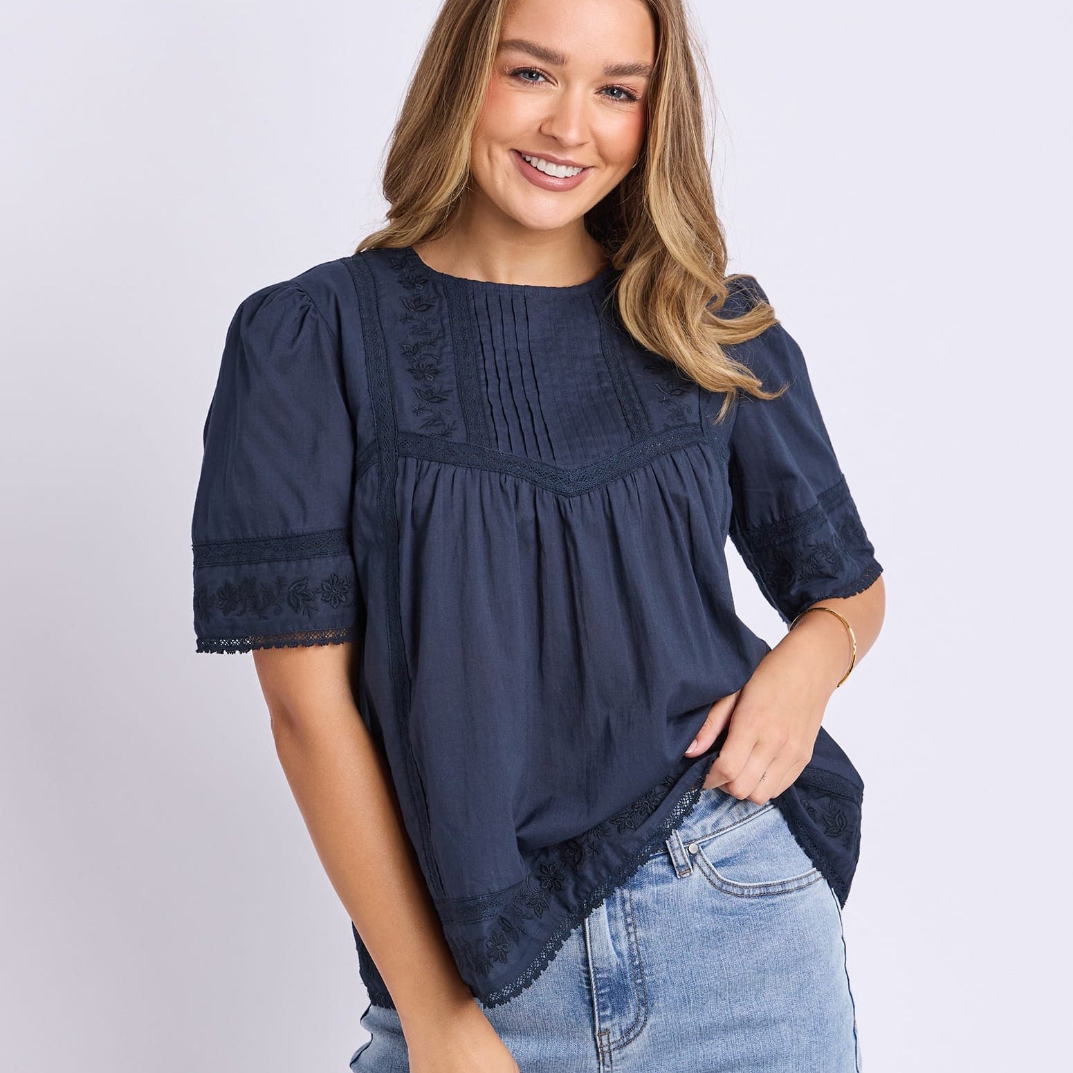 Foxwood Juna Top | Navy