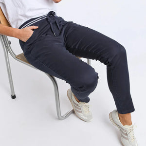 Foxwood Sylvia Jogger | Navy