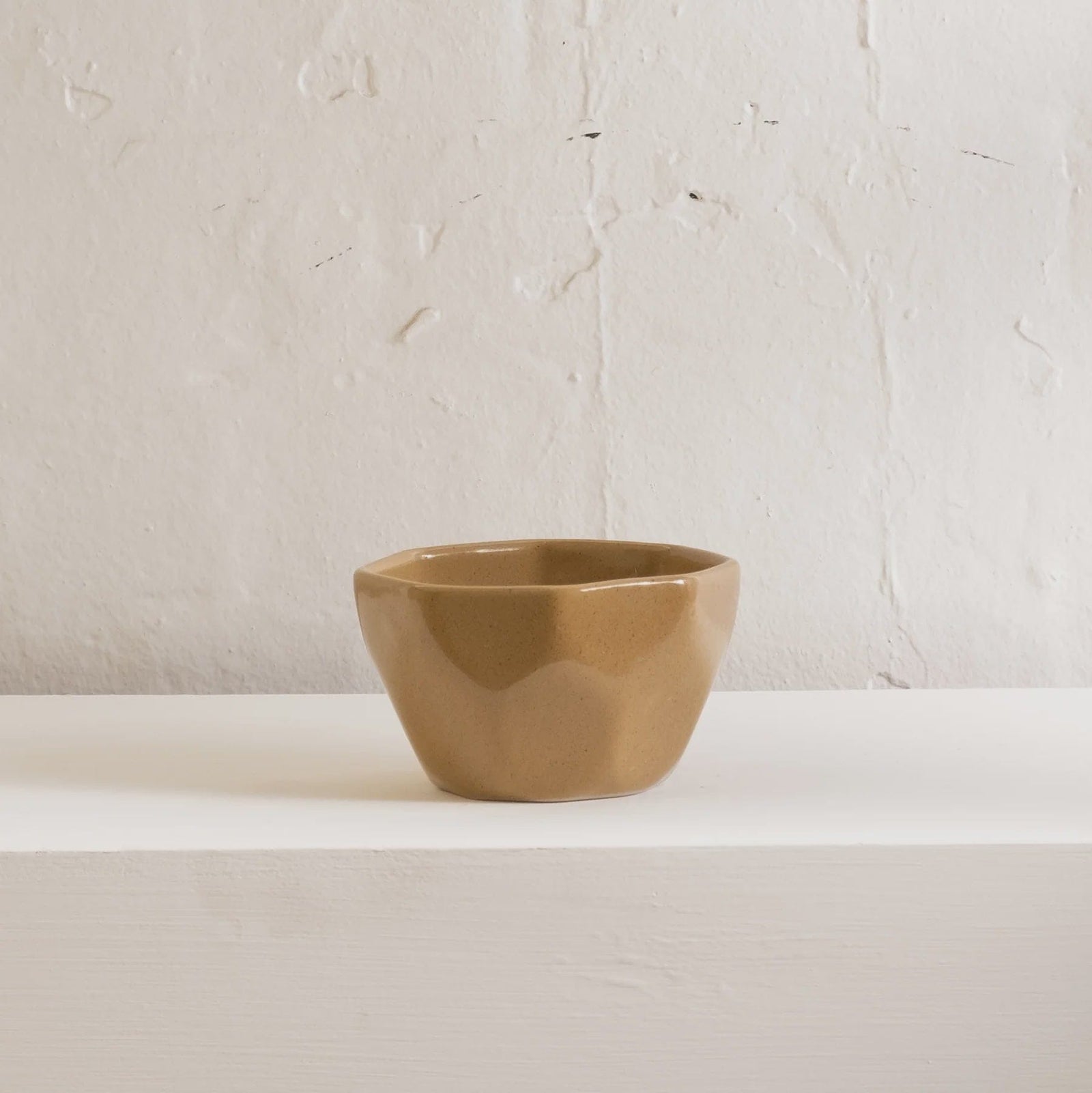 Inartisan Elin Faceted Bowl | Mustard
