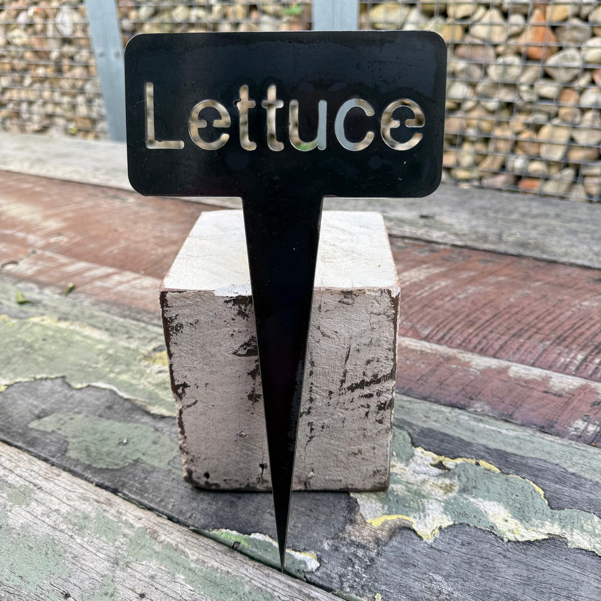 Rusty Pot Vegetable Garden Stake Lettuce