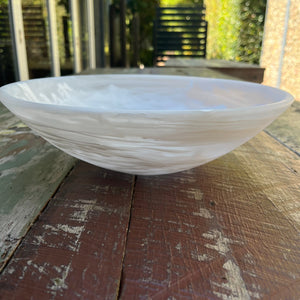 Sunday Merchant Everyday Medium Resin Bowl | White Swirl