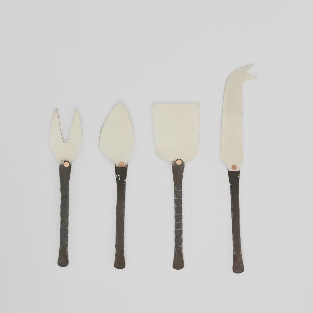Sunday Merchant Iron Handle Cheese (Set 4)