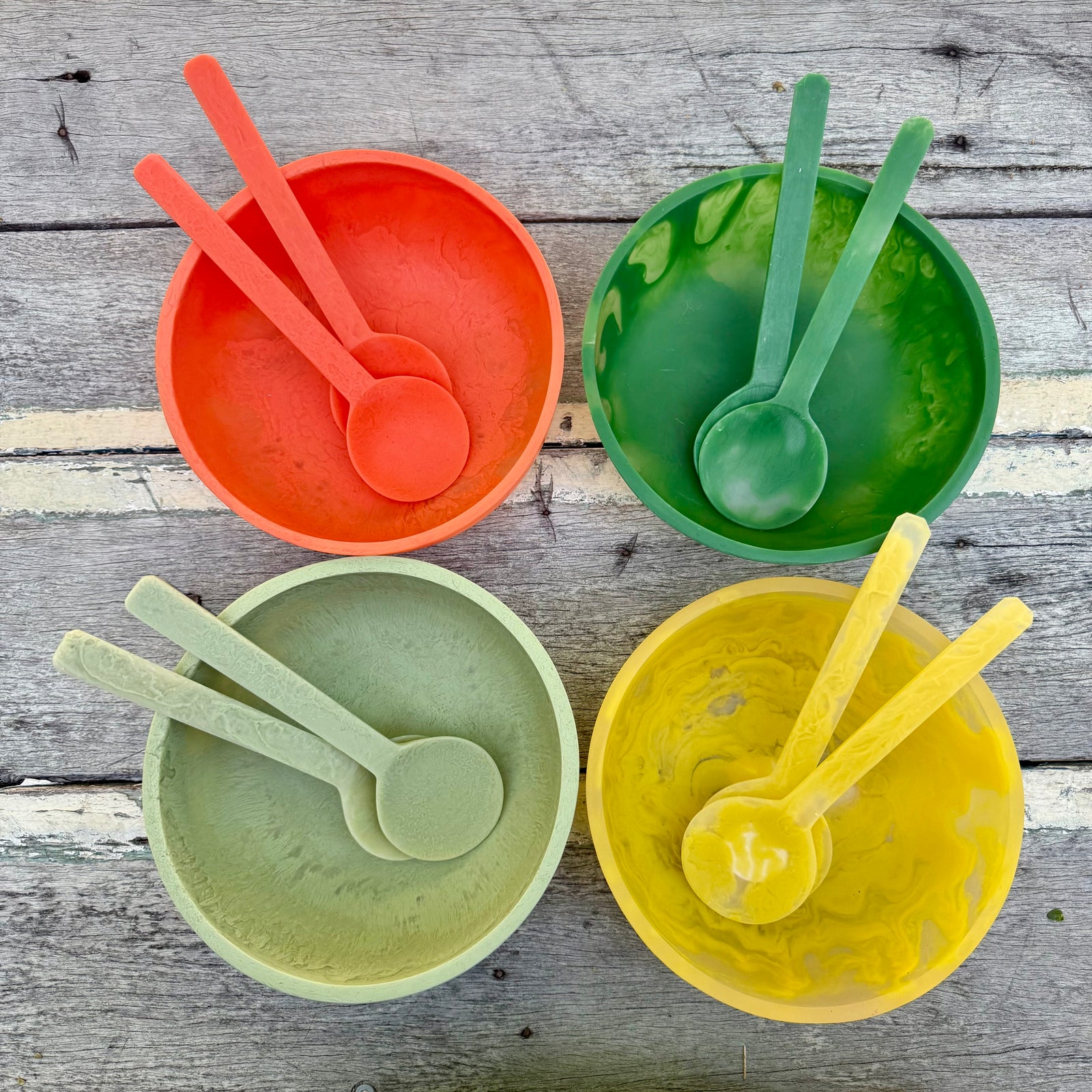 Sunday Merchant Kip Resin Salad Servers | Papaya