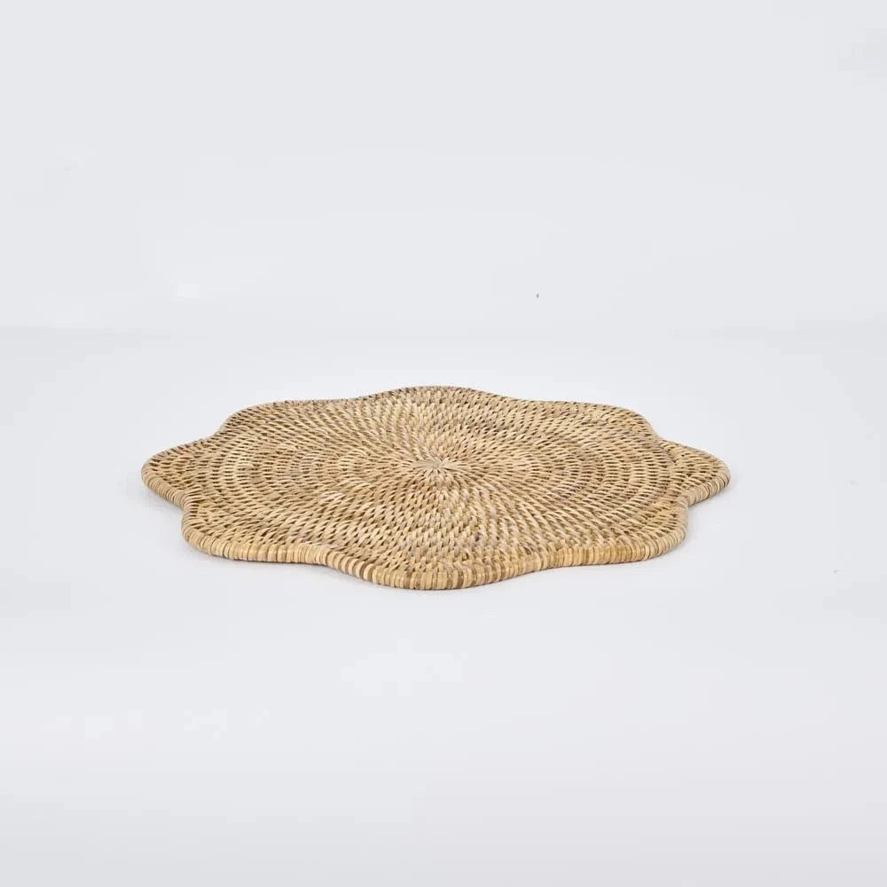 Sunday Merchant Paume Scallop Rattan Placemat | Natural