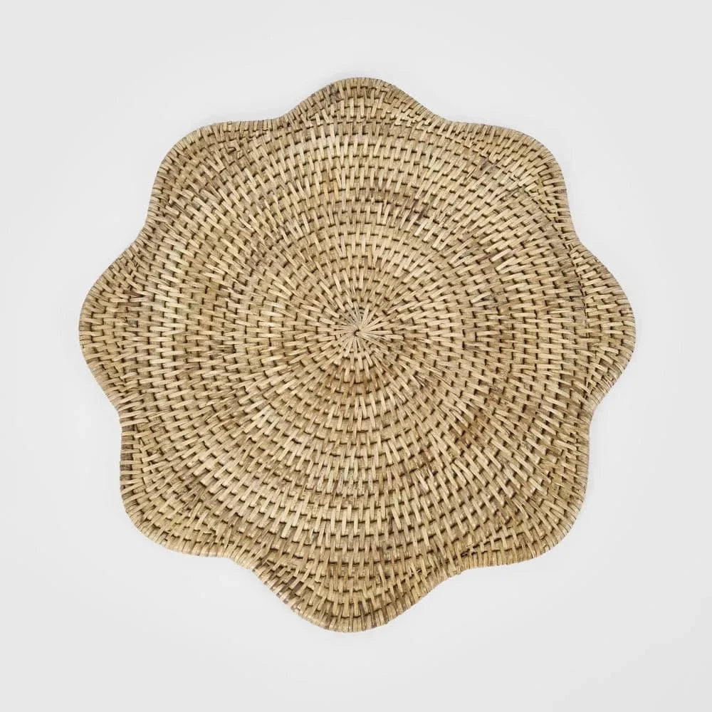Sunday Merchant Paume Scallop Rattan Placemat | Natural