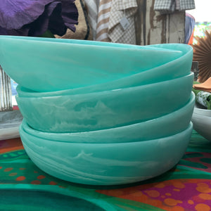 Sunday Merchant Signature Round Bowl Medium | Turquoise Swirl