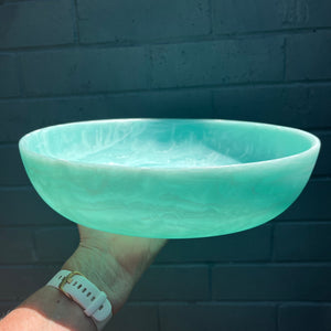 Sunday Merchant Signature Round Bowl Medium | Turquoise Swirl