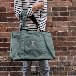 To The Wild ALL THE DAYS Oversized Tote Highland green