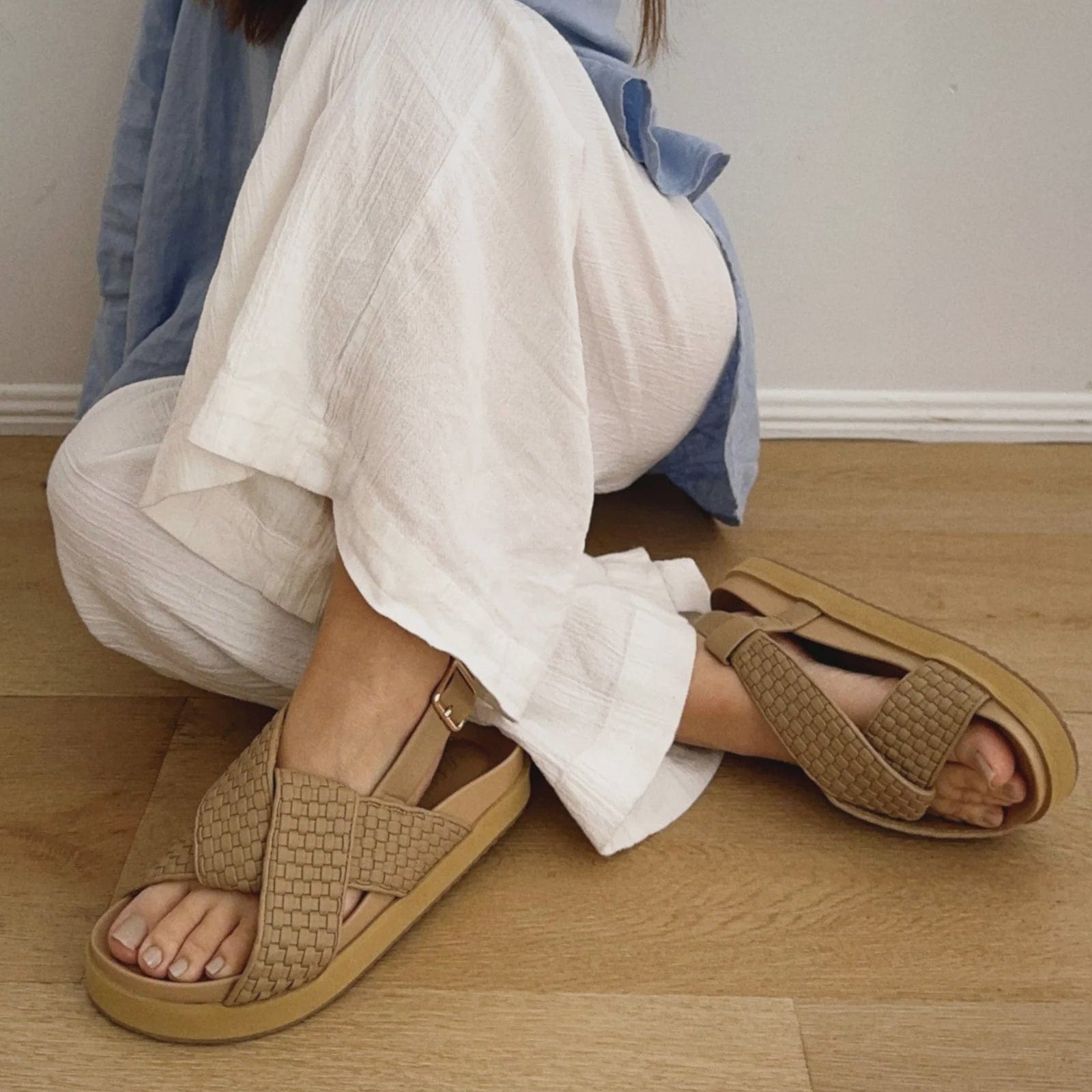 Walnut Mya Sandal | Biscuit | Walnut