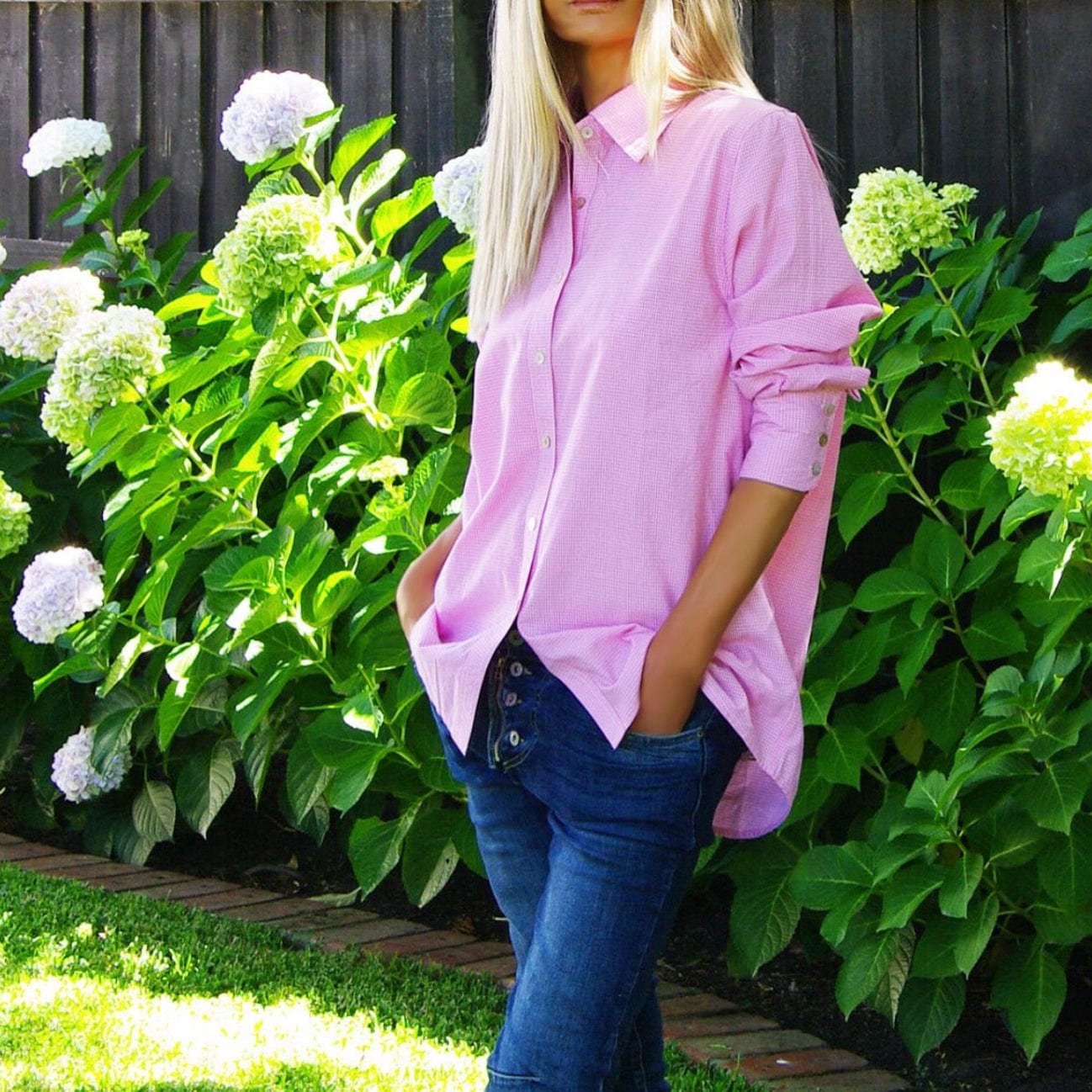 Who's Charlie Riley Regular Cut | Small Check Pink + White